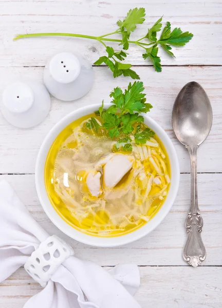 Zuppa di noodle di pollo — Foto Stock