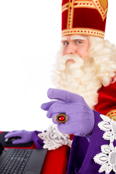 Sinterklaas с ноутбуком
