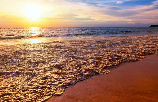 Paradijs Tropisch Eiland Strand Bij Zonsopgang Landschap Van Zonsondergang Prachtig — Stockfoto