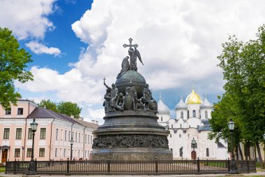 Rusya'nın Milenyum novgorod Kremlin için bronz anıt