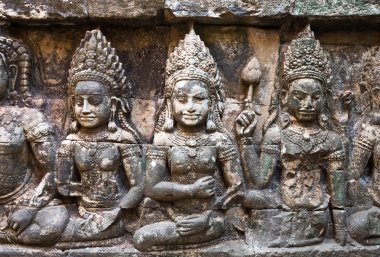 angkor wat, Kamboçya duvara oyulmuş apsara 
