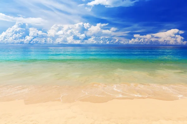 Güzel Karon beach, Phuket, Tayland — Stok fotoğraf