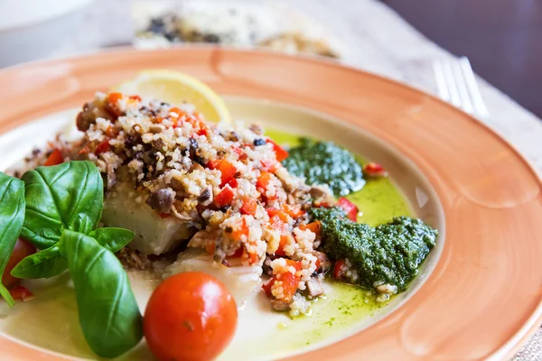 Baked halibut with vegetable garnish — Stok fotoğraf