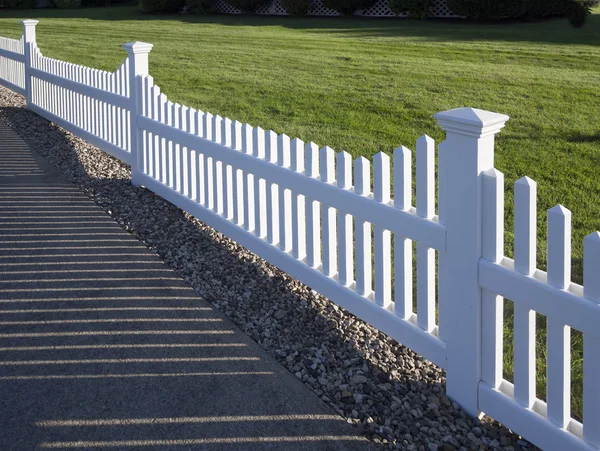 White picket fence — Stock Photo, Image