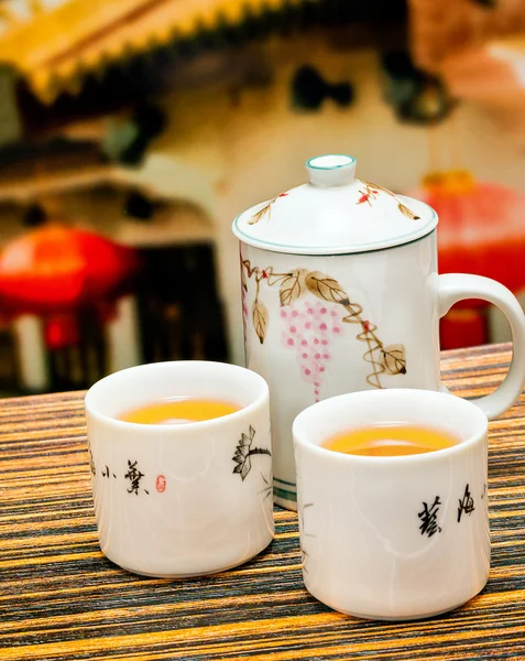 室外的茶歇表示餐厅茶杯和饮料 — 图库照片