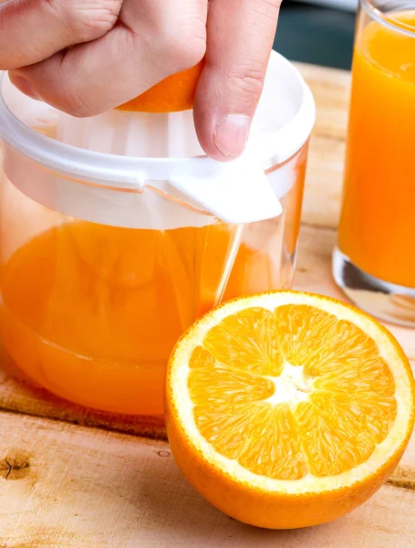 Freshly Squeezed Juice Shows Healthy Orange Drink And Drinking — Stock Photo, Image