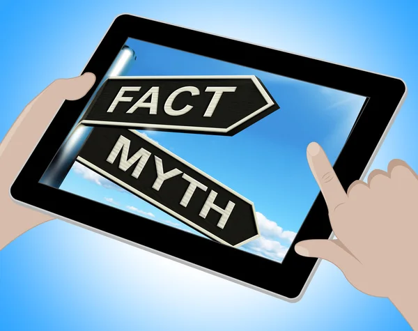 Faktenmythos Tablette bedeutet richtige oder falsche Informationen — Stockfoto