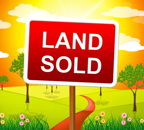 Продажа земли указывает на агента по недвижимости и строительство — стоковое фото