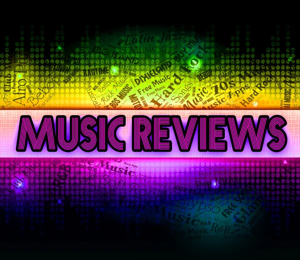 Musik recensioner innebär ljudspår och bedömning — Stockfoto