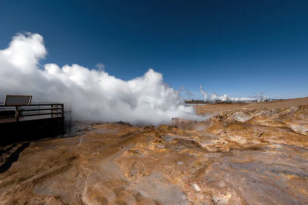 Vallée géothermique active — Photo