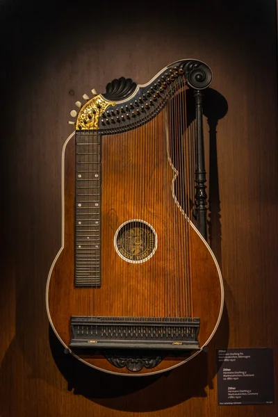 Aged musical instrument — Stock Photo, Image