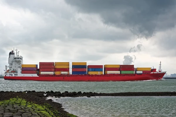 Groot vrachtschip — Stockfoto