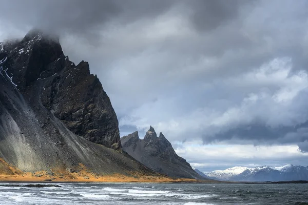 Scenic mountain landscape shot — Stock Photo, Image