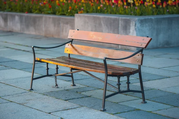 Bench in the park — Stock Photo, Image