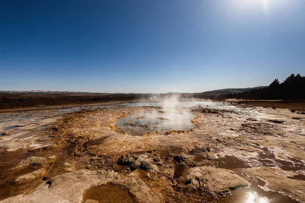 Geotermiskt aktiva dalen — Stockfoto