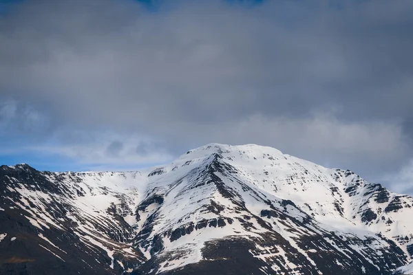 Malerische Berglandschaft aufgenommen — Stockfoto