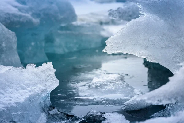 Blauwe ijsbergen closeup — Stockfoto
