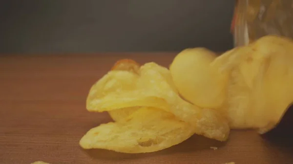 Potato Chips Camera Motion Close Footage — Stock Photo, Image