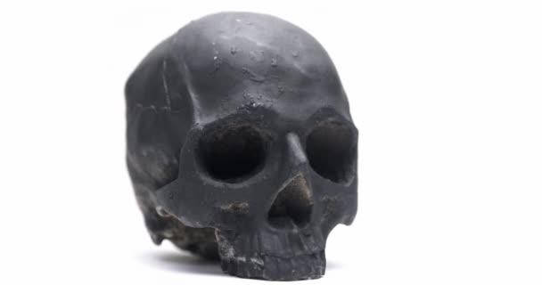 Velas Cráneo Humano Oscuridad Material Primer Plano — Vídeos de Stock