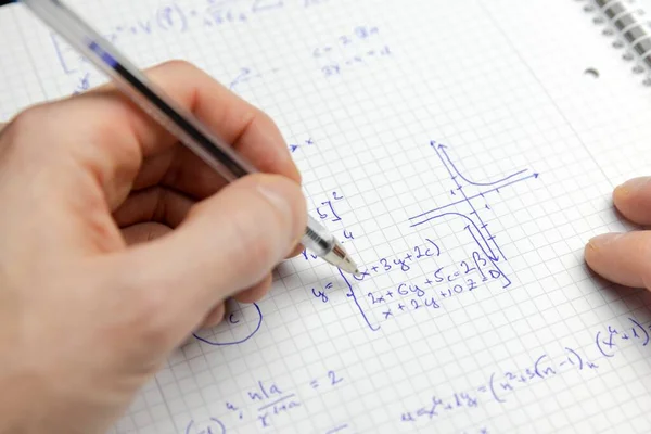 Matematikai gyakorlat közelkép írása — Stock Fotó