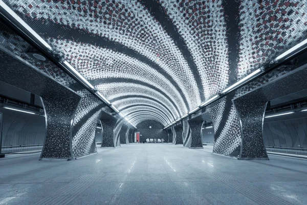 Tunnelbanestationen i en storstad — Stockfoto