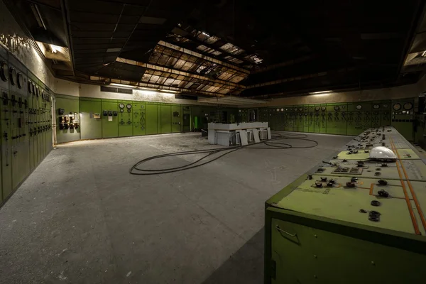 Sala de distribuição de electricidade na indústria metalúrgica — Fotografia de Stock