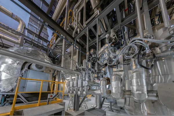 Industrial pipes in a thermal power plant — Stock Photo, Image