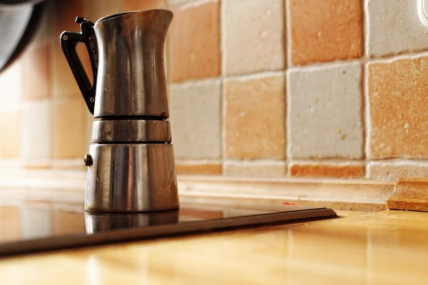 Cafetière à l'ancienne — Photo