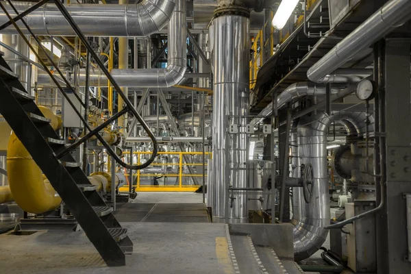 Industrial pipes in a thermal power plant — Stock Photo, Image