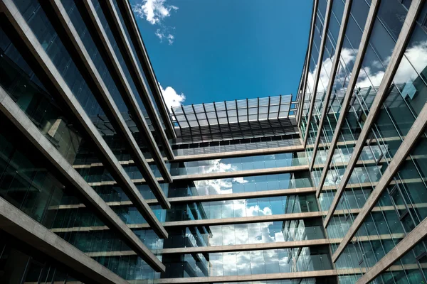 Tiro de edificio moderno —  Fotos de Stock