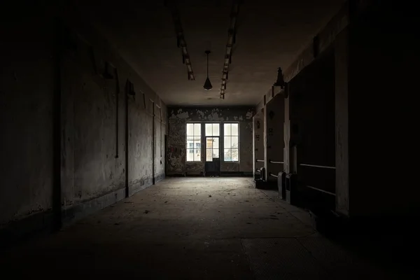 Dark and abandoned place — Stock Photo, Image