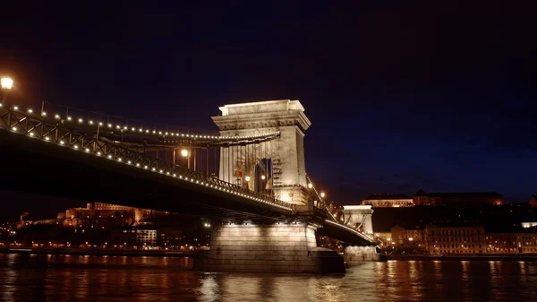 Pont à chaînes à Budapest, Hongrie — Photo