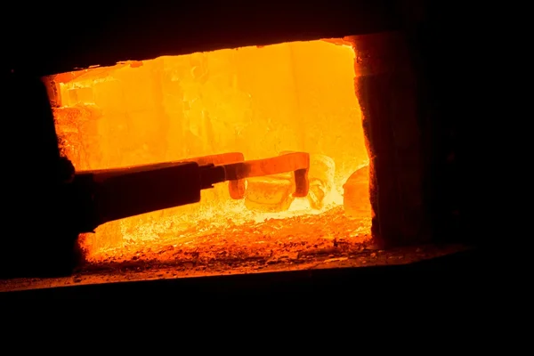 Smeltery yapılan demir — Stok fotoğraf