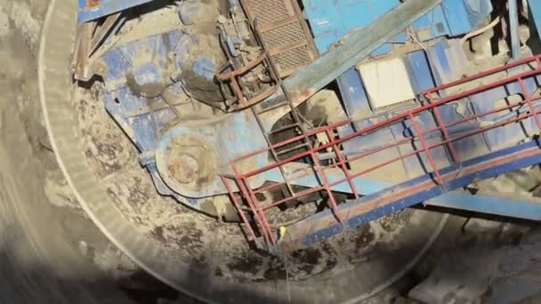 Peisaj cu excavator — Videoclip de stoc