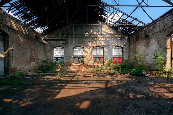 Industrial interior with bright light — Stock Photo, Image