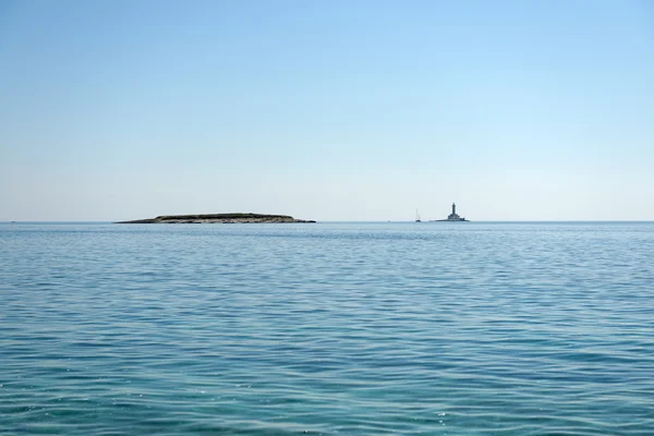 Vista panorámica de una pequeña isla — Foto de Stock