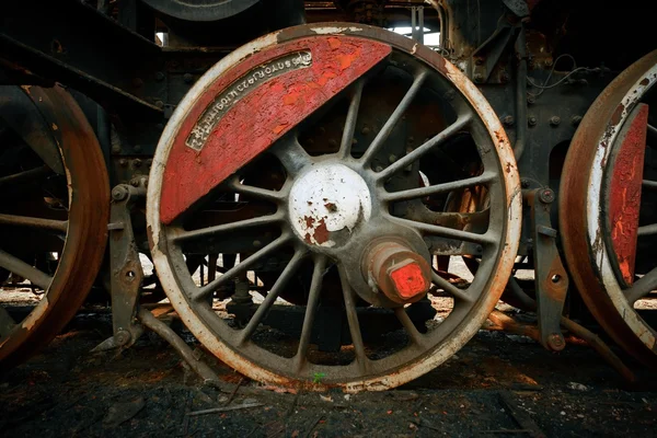 Ruote di un vecchio treno — Foto Stock
