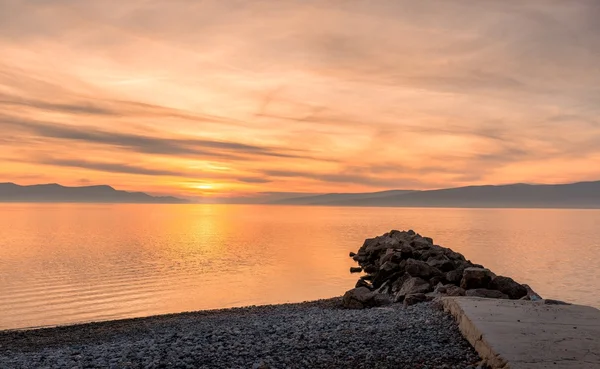 Malerischer Blick auf eine kleine Insel — Stockfoto