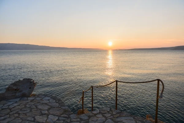 Malerischer Blick auf eine kleine Insel — Stockfoto