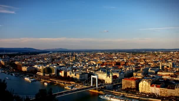 Panoramiczny widok na Budapeszt — Wideo stockowe