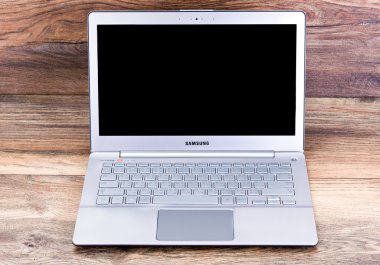 Minsk, Beyaz Rusya - 16 Nisan 2016: Notebook Samsung Series 7 Ultra