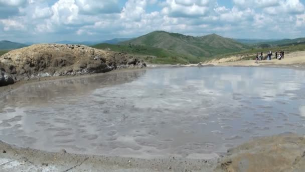 Reserva de Volcanes Muddy en Rumania - Buzau - Berca — Vídeos de Stock