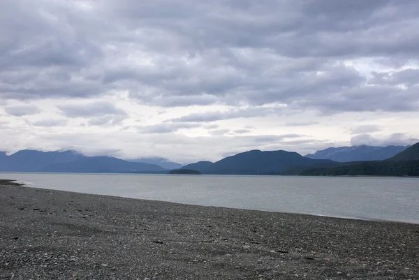 Turistické stezky v Chilkat státní Park poblíž Haines Aljaška — Stock fotografie