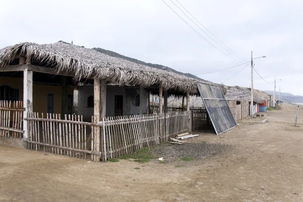 Casa de madera tradicional - Ecuador —  Fotos de Stock