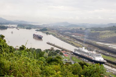 Panama Kanalı yolcu gemisi