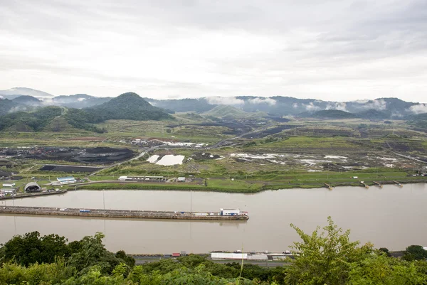 Panama Canal - Pedro Miguel Lock — Stockfoto