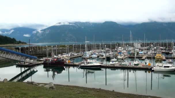 Haines - äventyrshuvudstad i Alaska - tidsfördröjning — Stockvideo