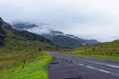 Köy yolu, Lomond Gölü & The Trossachs Ulusal Parkı, İskoçya, Birleşik Krallık