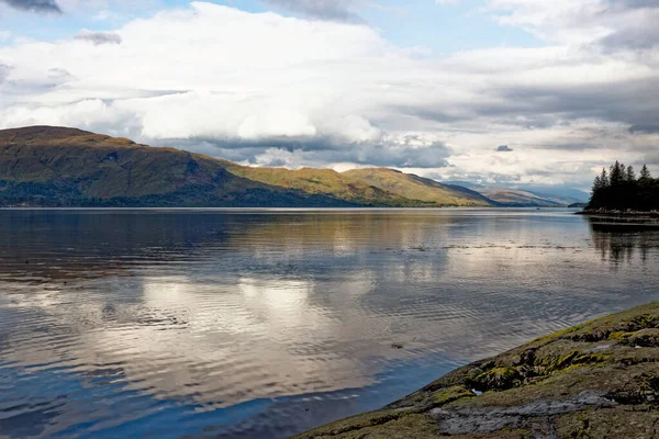 Rilassante Area Picnic Loch Linnhe Negli Altopiani Una Giornata Autunnale — Foto Stock