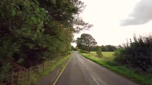 A68号線はイギリスの主要道路であり イングランドのダーリントンからエディンバラのA720号線まで走っている A68道路を走行 ノーサンバーランド イギリス 2020年9月18日 — ストック動画